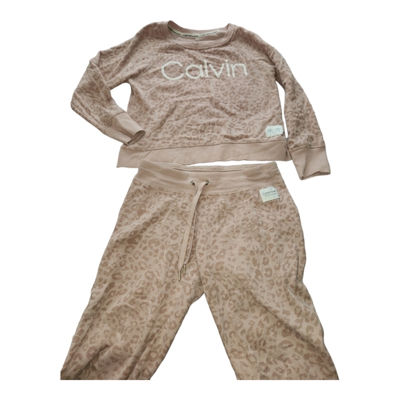 Calvin Klein 2 piece set in blush leopard Medium - Picture 2 of 4